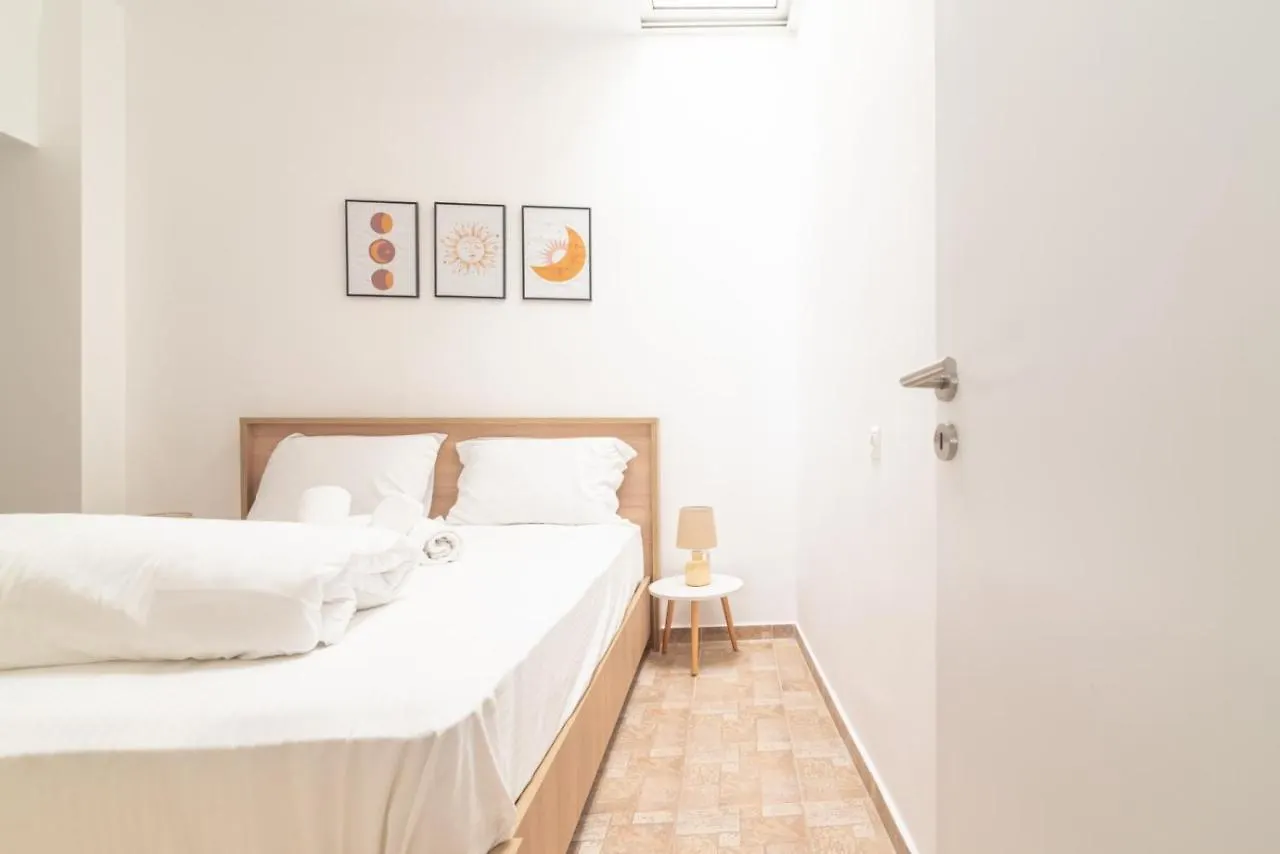 1 Bedroom Apartment Opposite Medical Center Heraklion  0*, Heraklion (Crete)